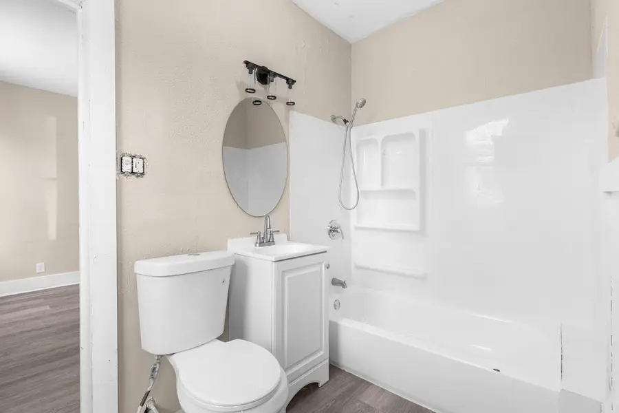 2463 W Chambers STREET #2465, Milwaukee, WI 53206 - #3