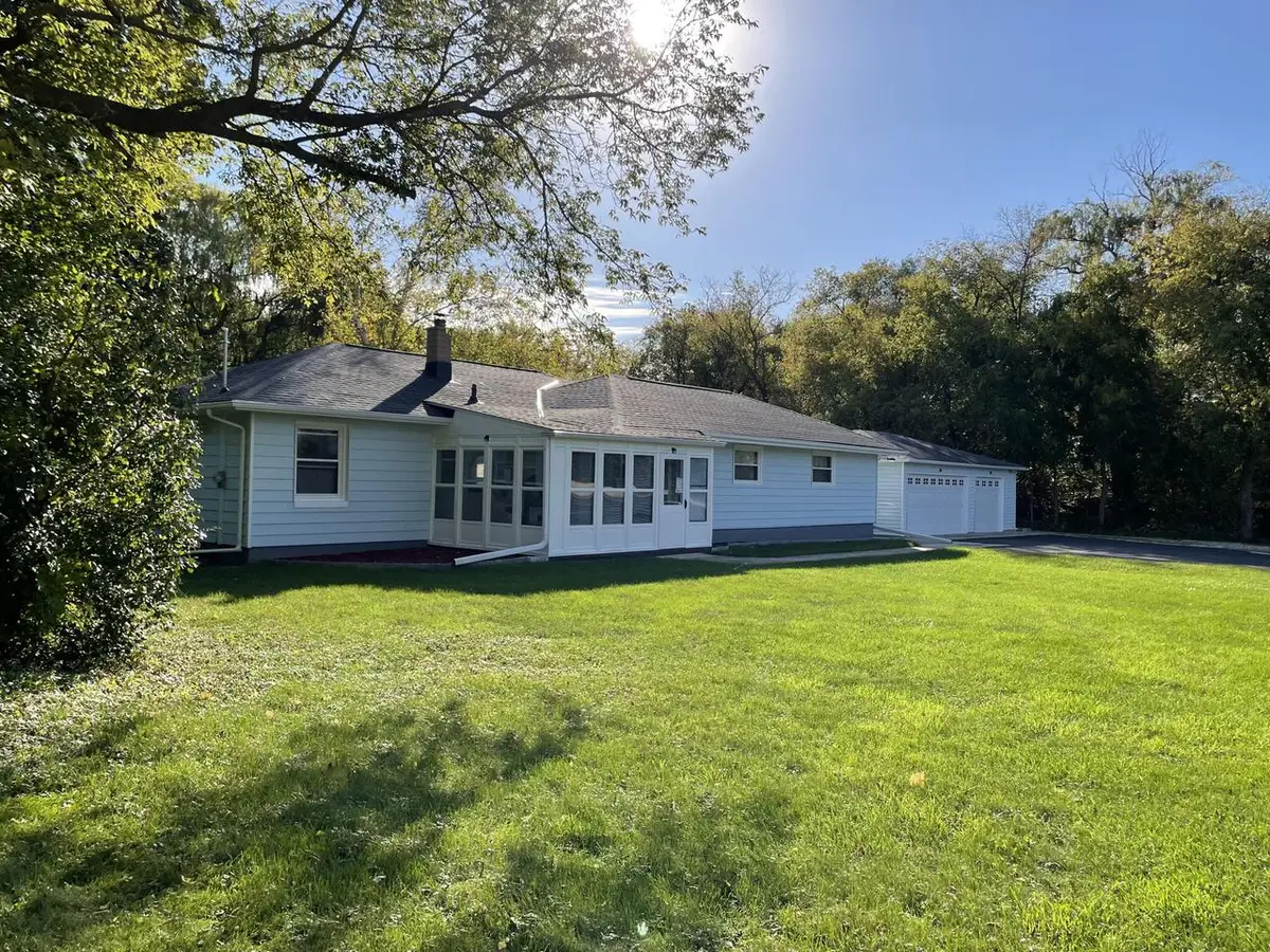 3019 W College AVENUE, Milwaukee, WI 53221 - #1