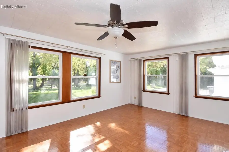 3019 W College AVENUE, Milwaukee, WI 53221 - #3