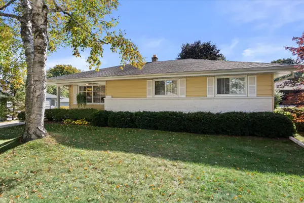7213 Devonshire AVENUE, Greendale, WI 53129