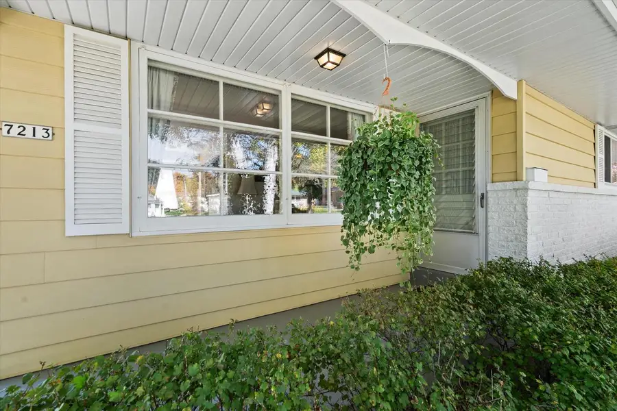 7213 Devonshire AVENUE, Greendale, WI 53129 - #2