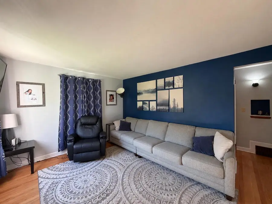 8712 W Montana AVENUE, West Allis, WI 53227 - #3