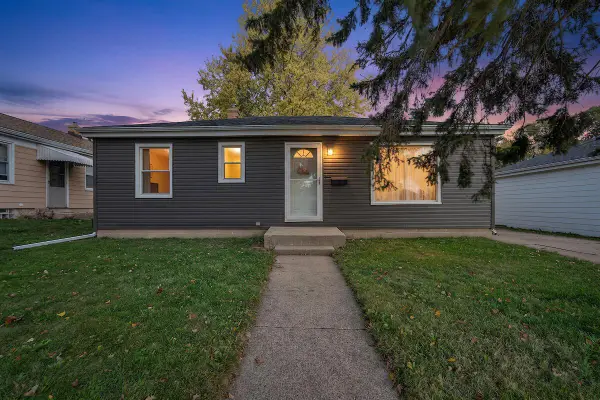 1438 Florence AVENUE, Racine, WI 53402