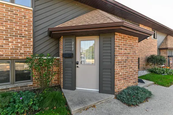 637 Meadow LANE #207, Burlington, WI 53105