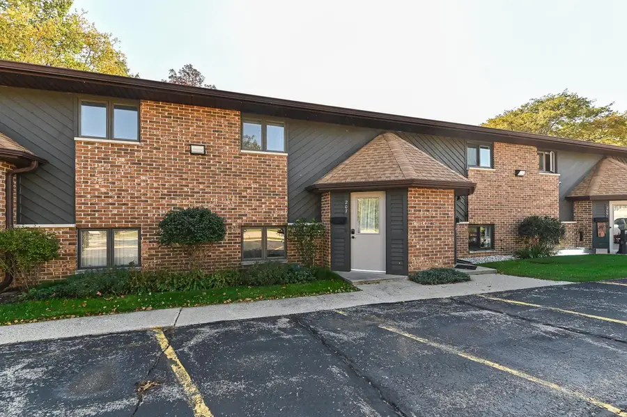 637 Meadow LANE #207, Burlington, WI 53105 - #3