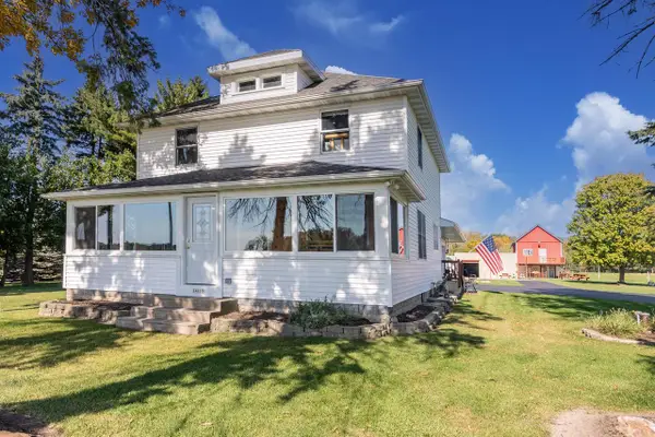 24100 Hanson ROAD, Union Grove, WI 53182