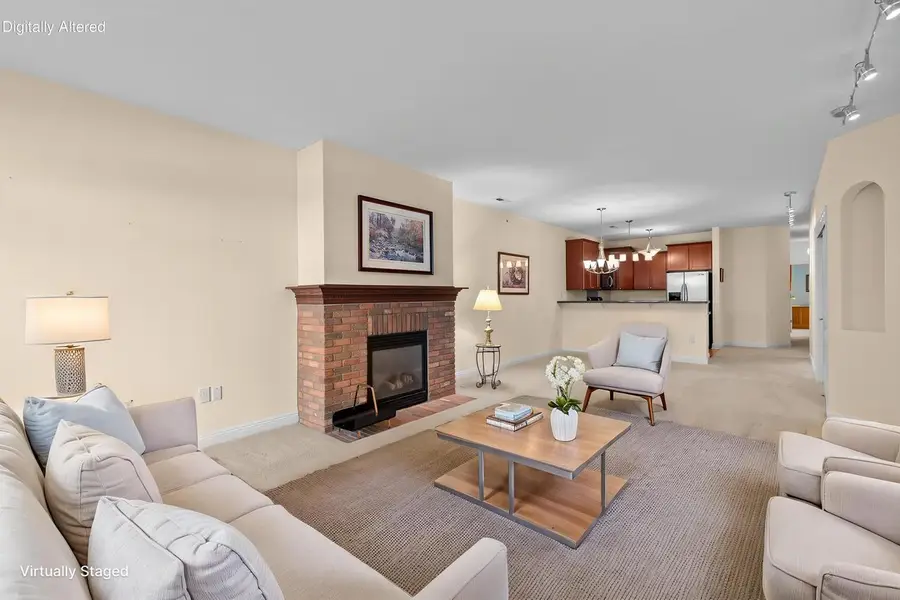 2561 W Colonial Woods DRIVE, Oak Creek, WI 53154 - #2