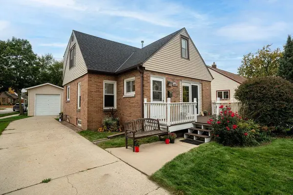 4433 S Nicholson AVENUE, Saint Francis, WI 53235