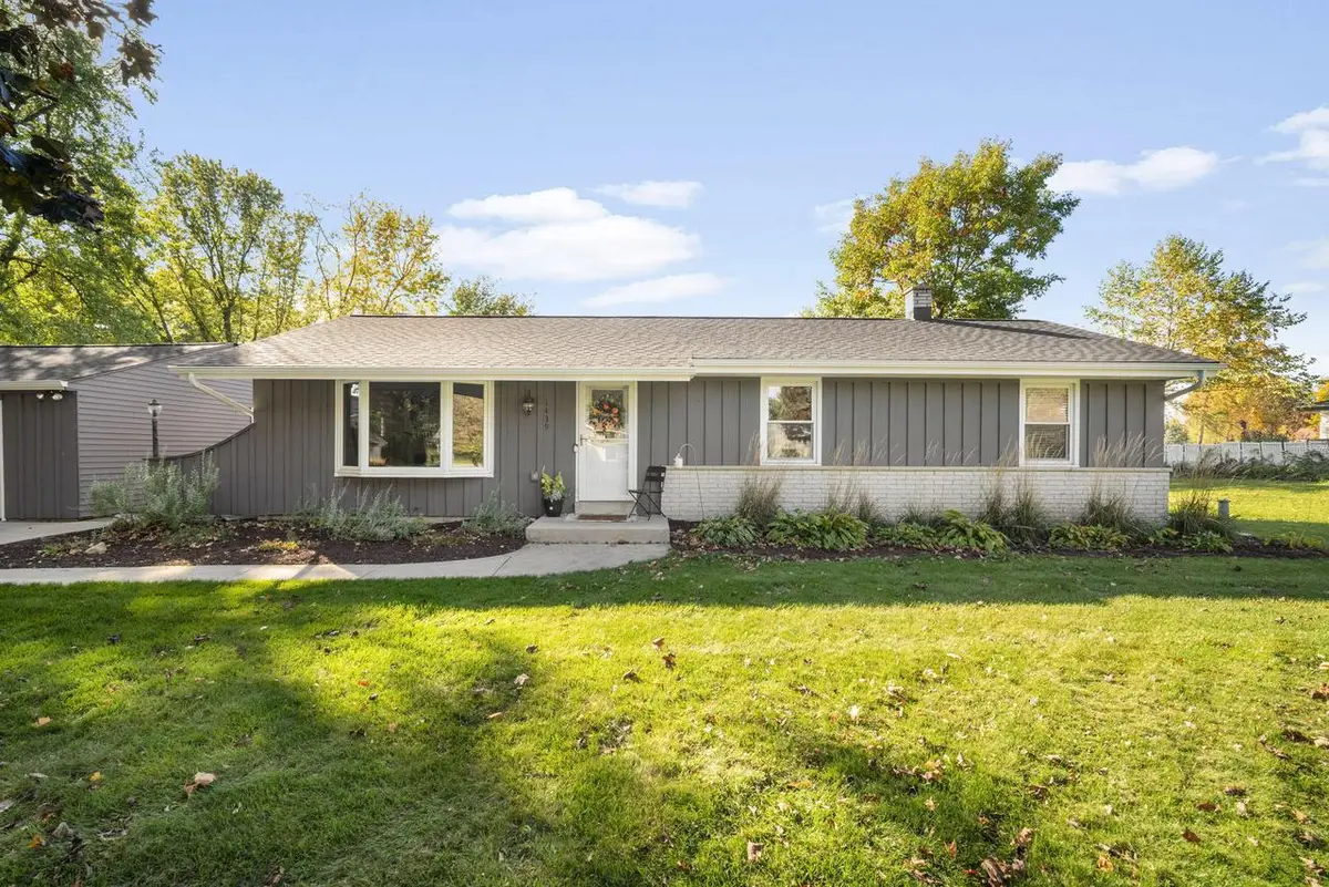 1439 Mount LANE, Hubertus, WI 53033 - #1