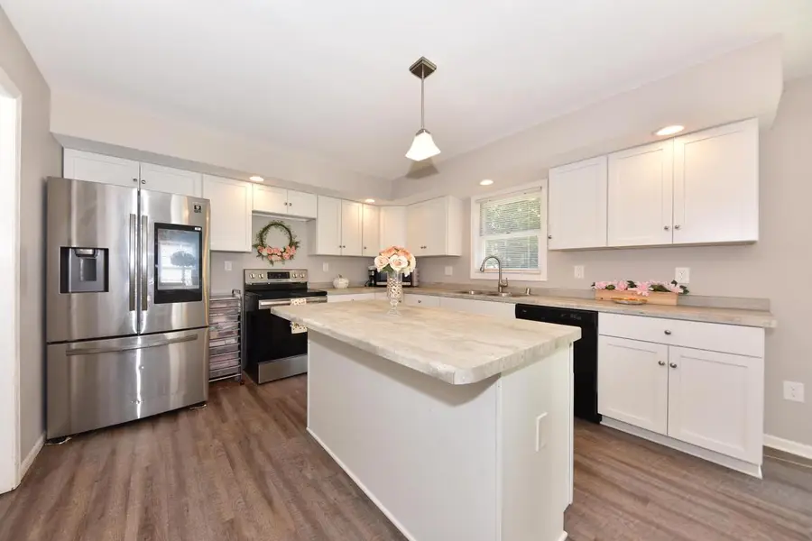 10102 W Jonen STREET, Milwaukee, WI 53224 - #2