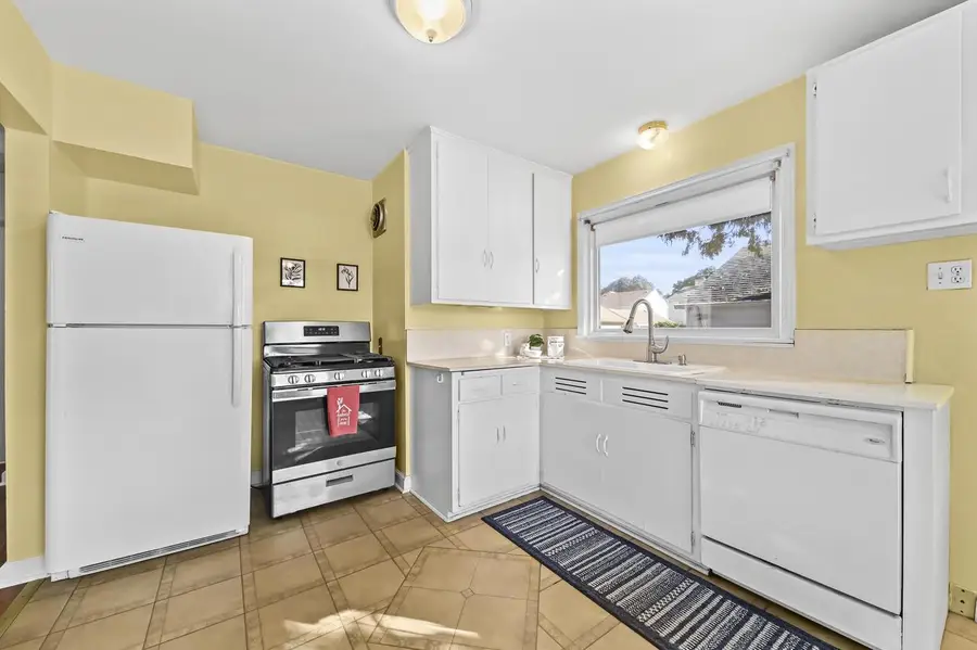 3700 N 52nd STREET, Milwaukee, WI 53216 - #3