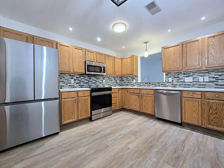 6035 S Crosswinds DRIVE #5, Cudahy, WI 53110 - #2