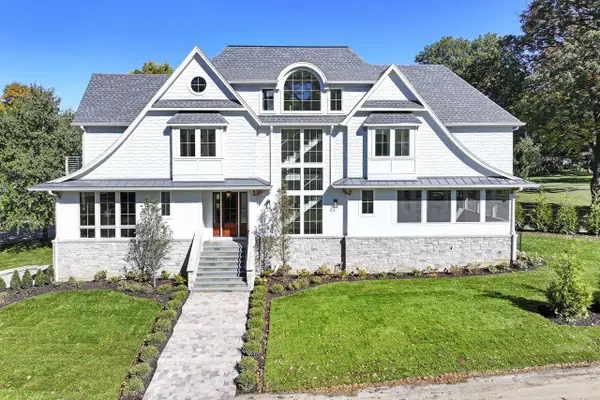 W2890 Hollybush DRIVE, Lake Geneva, WI 53147