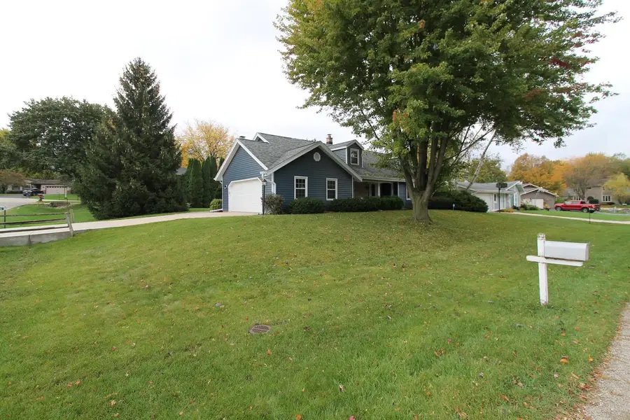 1306 Carlin COURT, Burlington, WI 53105 - #3