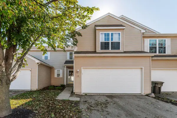 1400 Hunters Ridge DRIVE #124, Genoa City, WI 53128