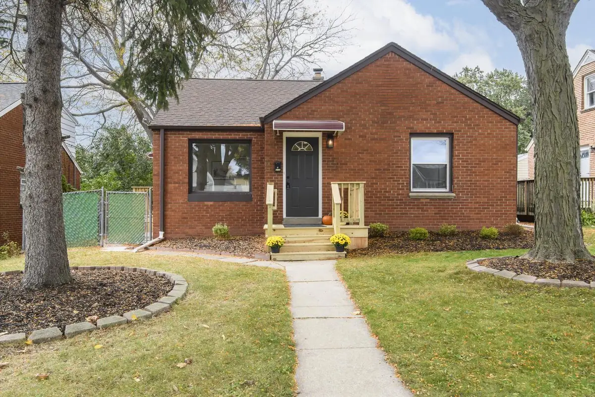 4125 S 5th STREET, Milwaukee, WI 53207 - #1