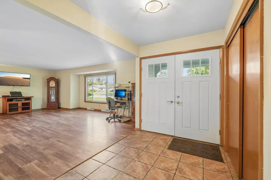 4595 Parkhurst DRIVE, Brookfield, WI 53045 - #3