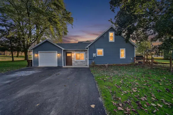 11709 231st COURT, Trevor, WI 53179
