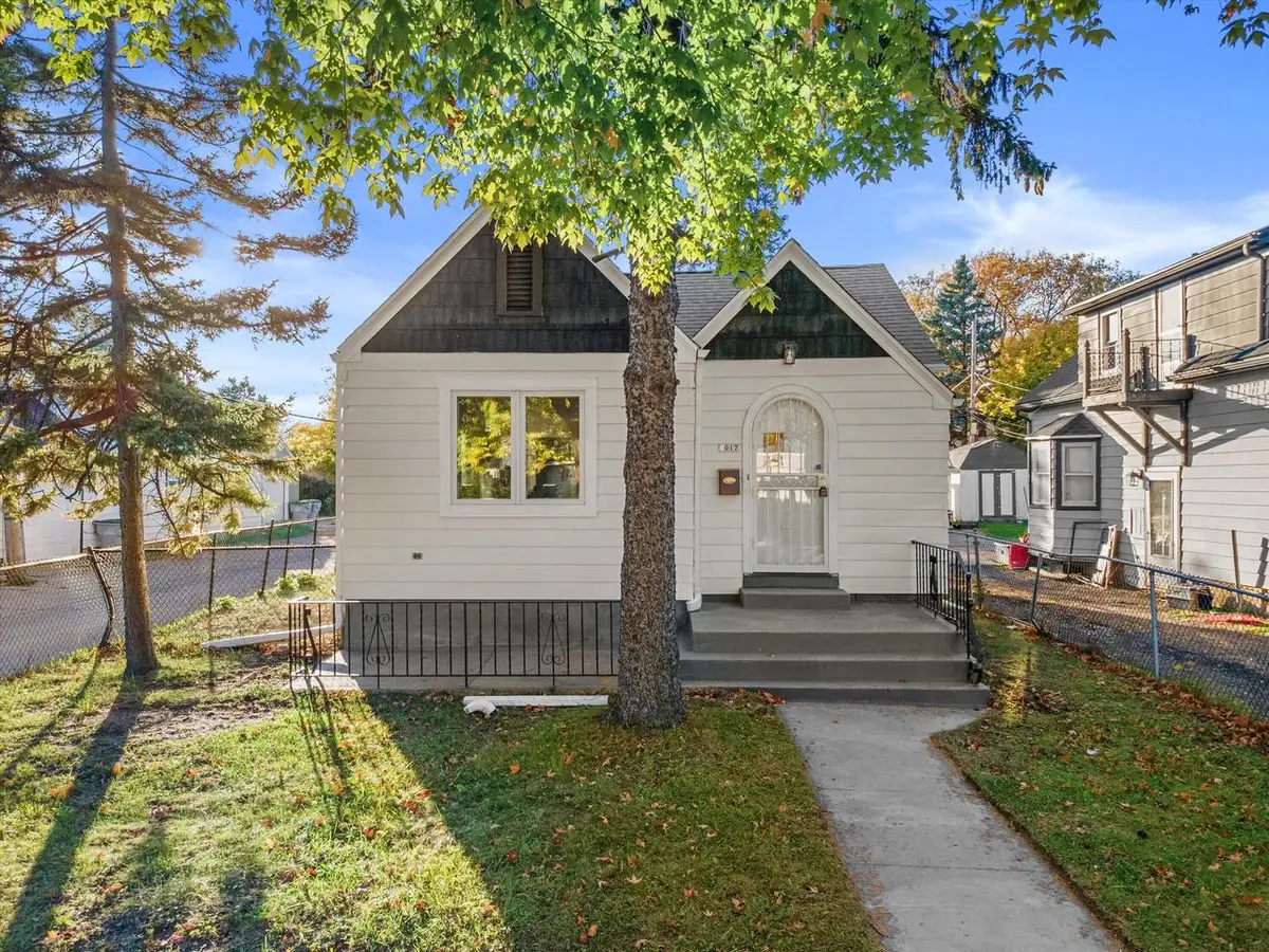 6017 N 37th STREET, Milwaukee, WI 53209 - #1
