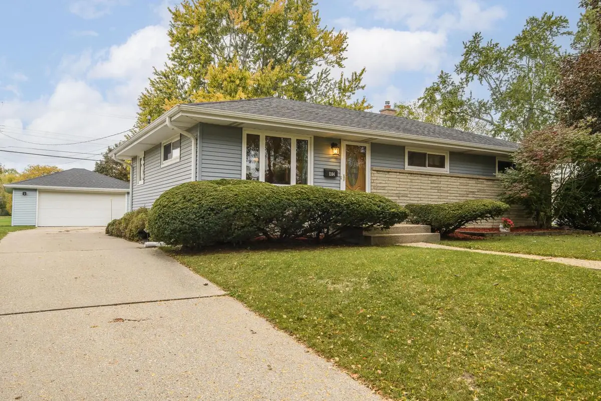1104 N Bel Ayr DRIVE, Waukesha, WI 53188 - #1