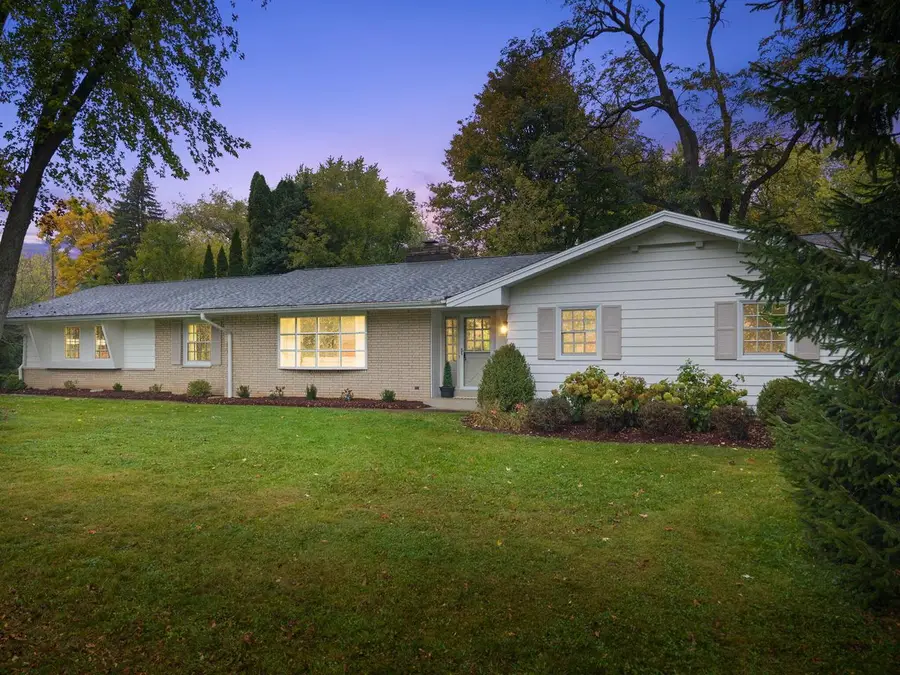 18830 Brookdale DRIVE, Brookfield, WI 53045 - #2