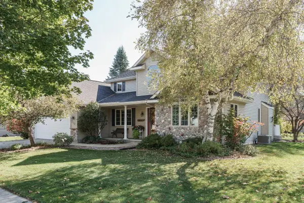 713 Willow Creek PARKWAY, Watertown, WI 53094