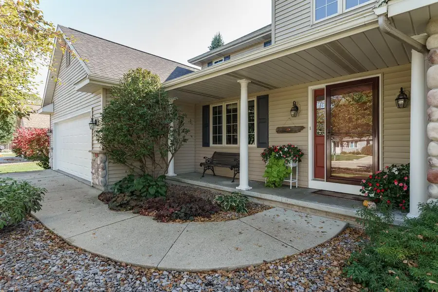 713 Willow Creek PARKWAY, Watertown, WI 53094 - #3