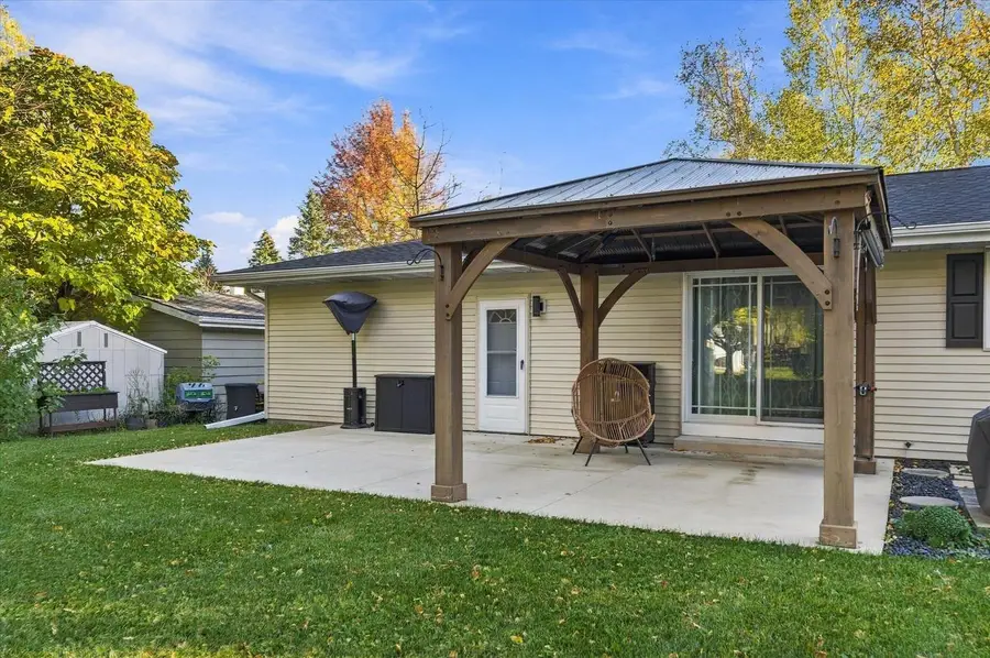 714 Martin DRIVE, Fredonia, WI 53021 - #2