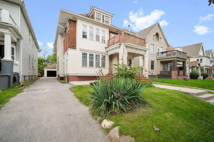 2917 N Maryland AVENUE #2919, Milwaukee, WI 53211 - #2