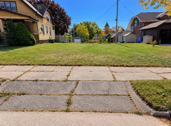 1217 N 15TH STREET, Sheboygan, WI 53081