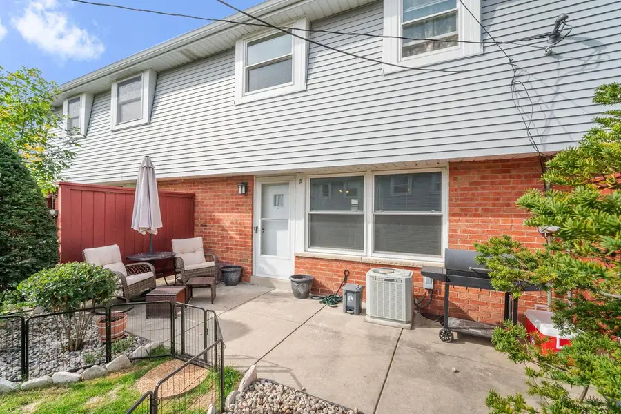 1363 Josephine STREET #B, Waukesha, WI 53186 - #2