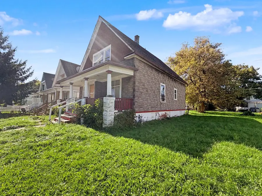 3029 N 20th STREET, Milwaukee, WI 53206 - #3