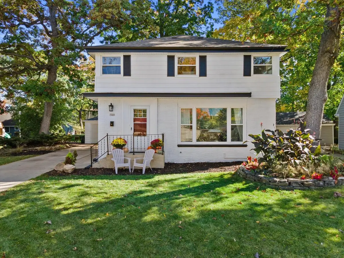 7345 W Warnimont AVENUE, Milwaukee, WI 53220 - #1