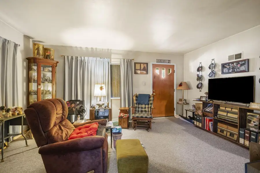 3378 S Howell AVENUE, Milwaukee, WI 53207 - #3