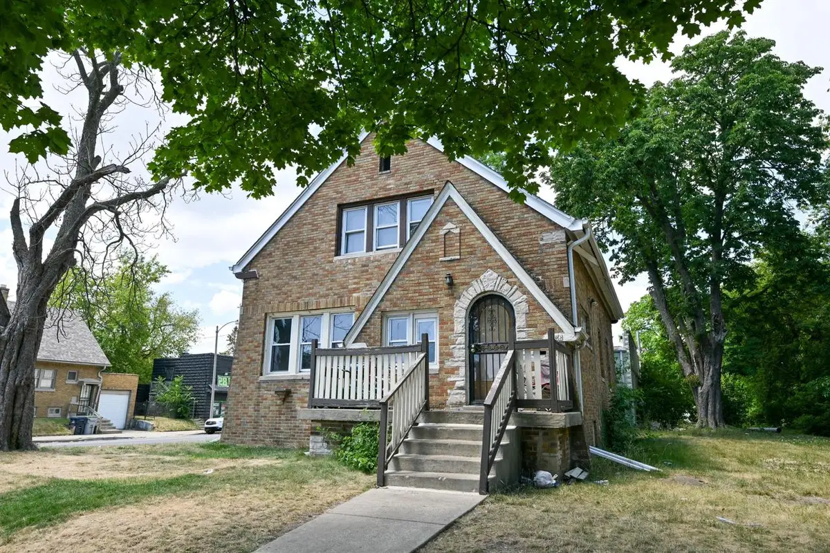 3103 N 28th STREET, Milwaukee, WI 53216 - #1