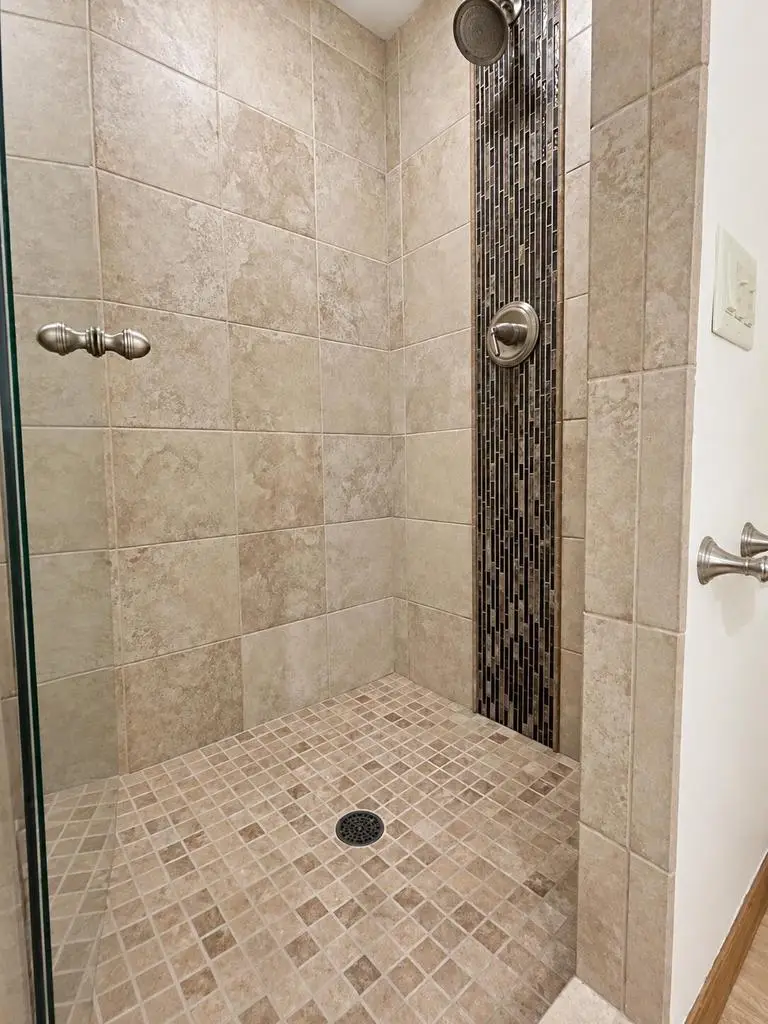 1160 E Murray LANE, Hubertus, WI 53033 - #2