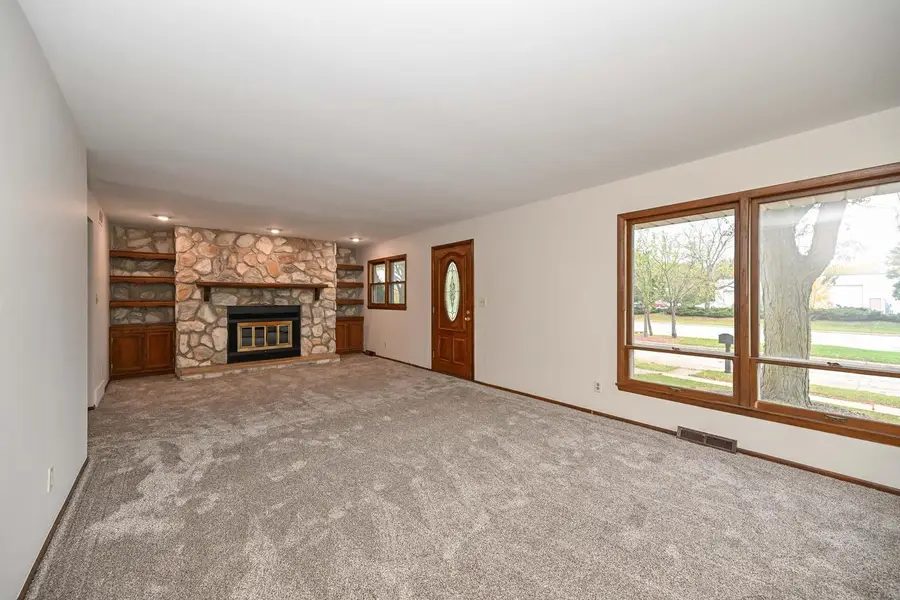 5435 S 6th STREET, Milwaukee, WI 53221 - #2
