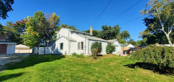 11255 W Mayers DRIVE, Franklin, WI 53132