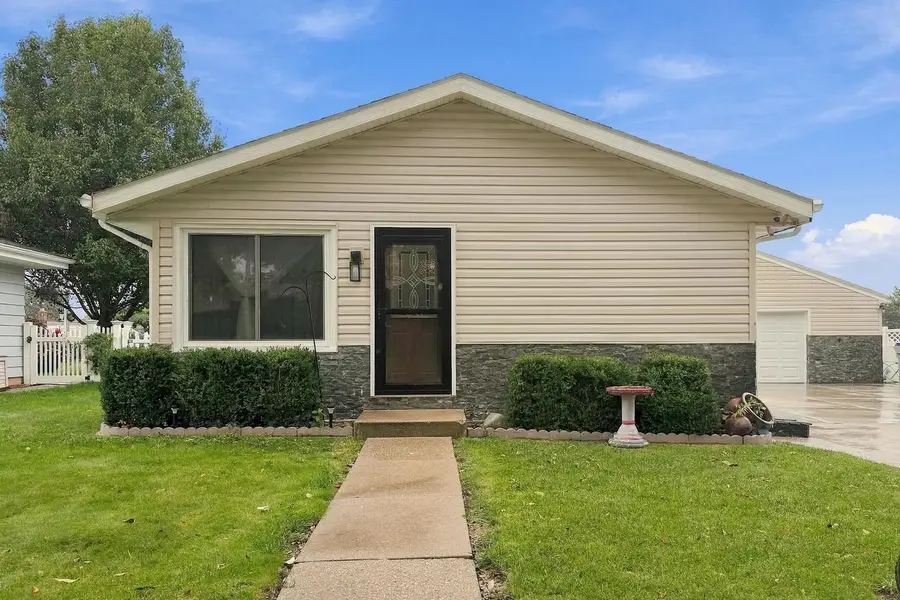1500 W Clayton Crest AVENUE, Milwaukee, WI 53221 - #3
