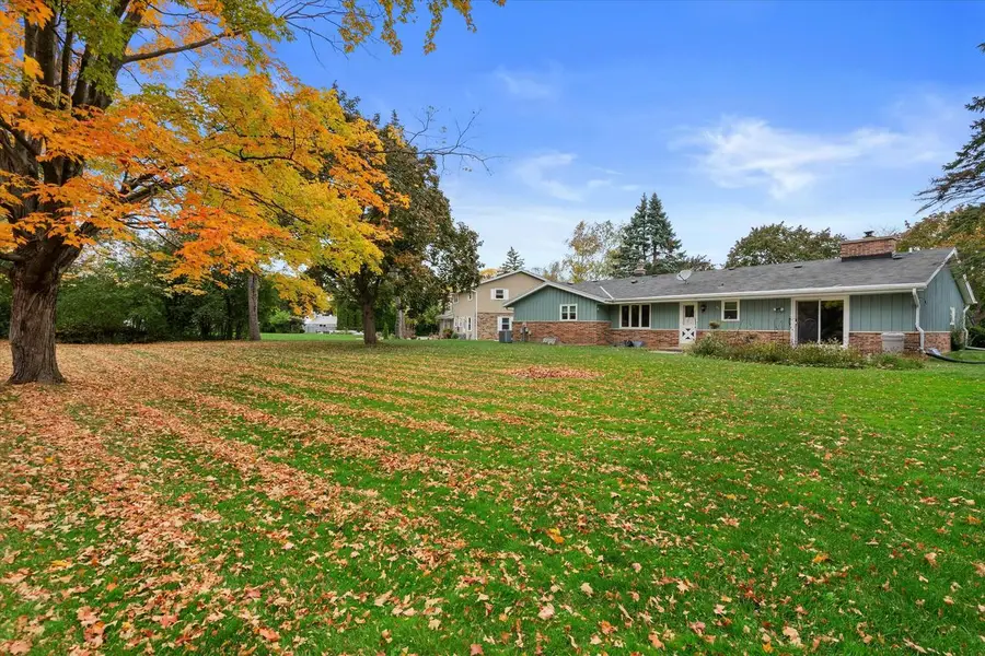 12281 W Verona COURT, West Allis, WI 53227 - #2