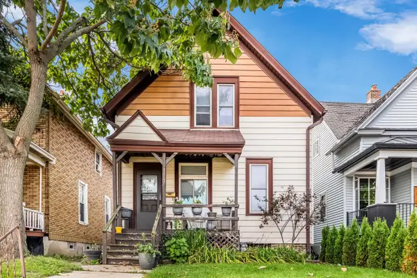 3767 S Pennsylvania AVENUE, Saint Francis, WI 53235