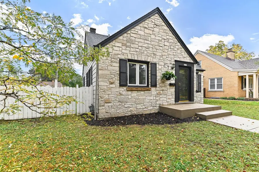2815 N 91st STREET, Milwaukee, WI 53222 - #3