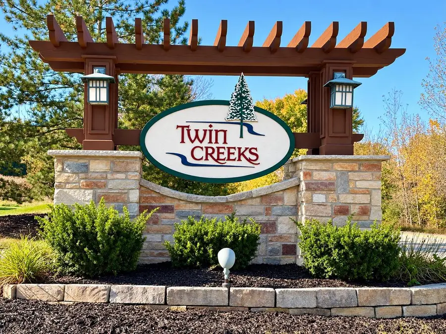 2266 Brookside DRIVE, Jackson, WI 53037 - #2