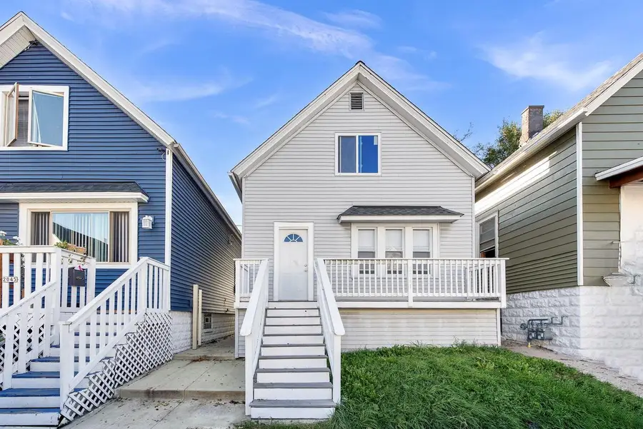 2041 S 15th PLACE, Milwaukee, WI 53204 - #2
