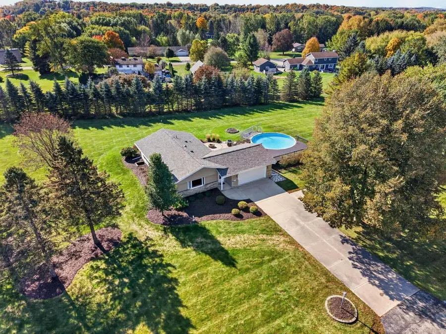 4179 Briar Ridge LANE, Colgate, WI 53017 - #2