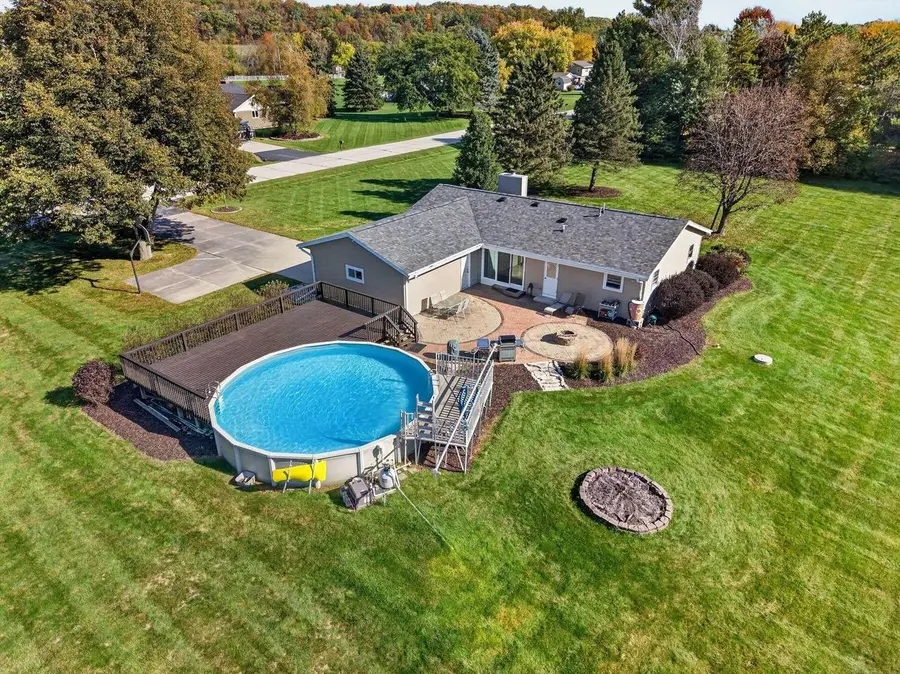 4179 Briar Ridge LANE, Colgate, WI 53017 - #3