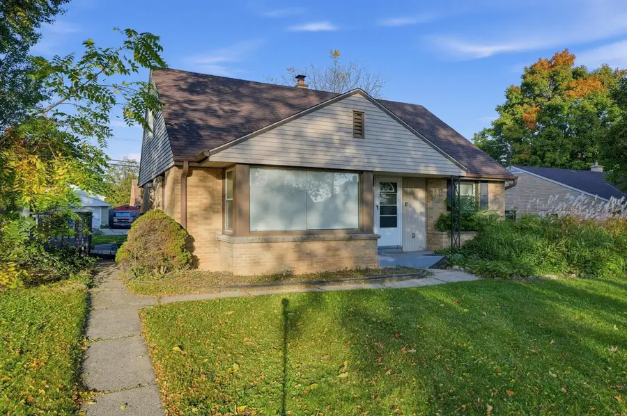 3911 N 77th STREET, Milwaukee, WI 53222 - #2