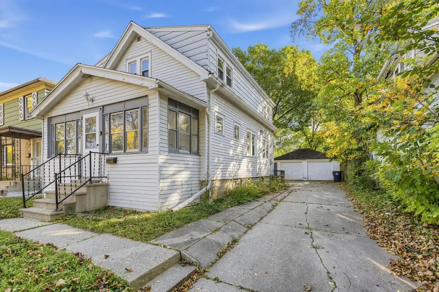 5062 N 54th STREET, Milwaukee, WI 53218 - #2