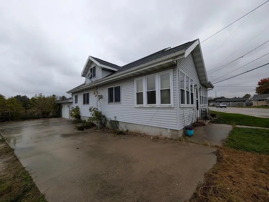 2902 Forest AVENUE, Two Rivers, WI 54241 - #2