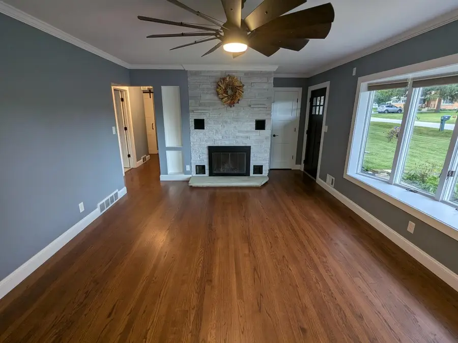 370 N Bobolink DRIVE, Brookfield, WI 53005 - #2